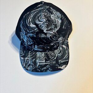 Lululemon | Dash and Splash Cap II